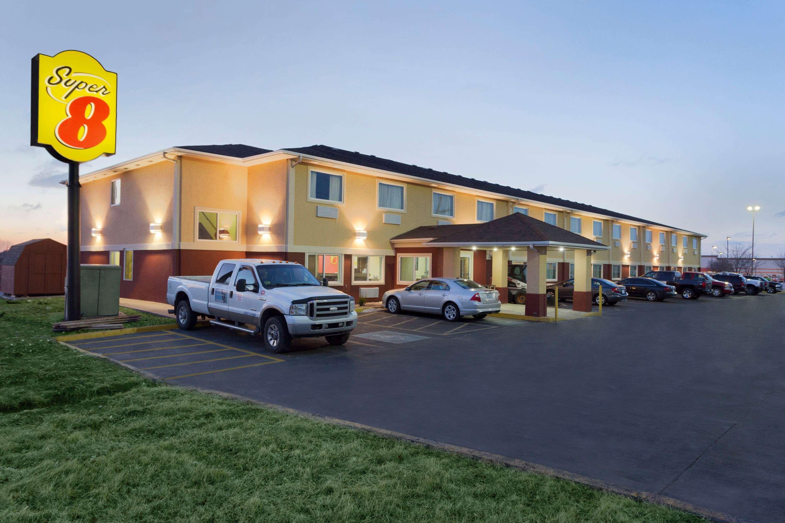 Motel Super 8 By Wyndham Lees Summit Lee's Summit Exteriér fotografie